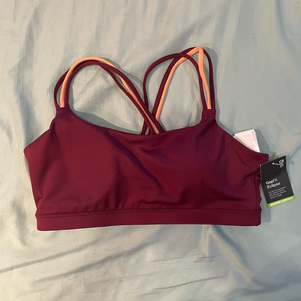 Gap Fit - Sports Bra - NWT - Med